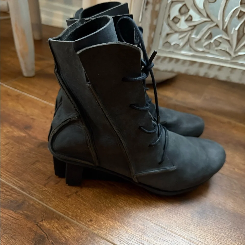 Trippen Leather Ankle Boots Women’s 40 9 - Picture 13 of 14